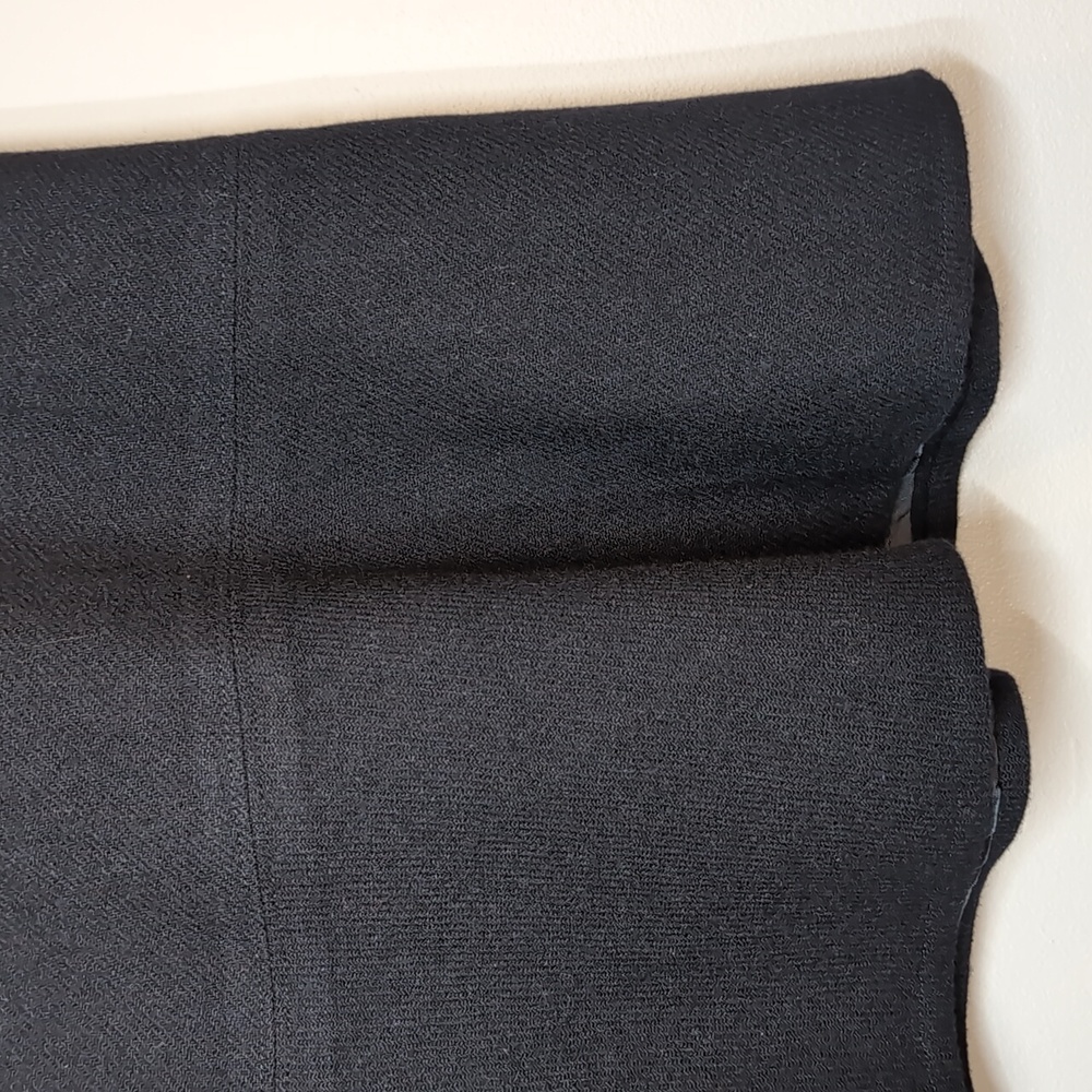 Vintage Y2K GAP Black Wool Skirt Ruffled Flare Hem Trumpet Mermaid Size 12 - Picture 3 of 11